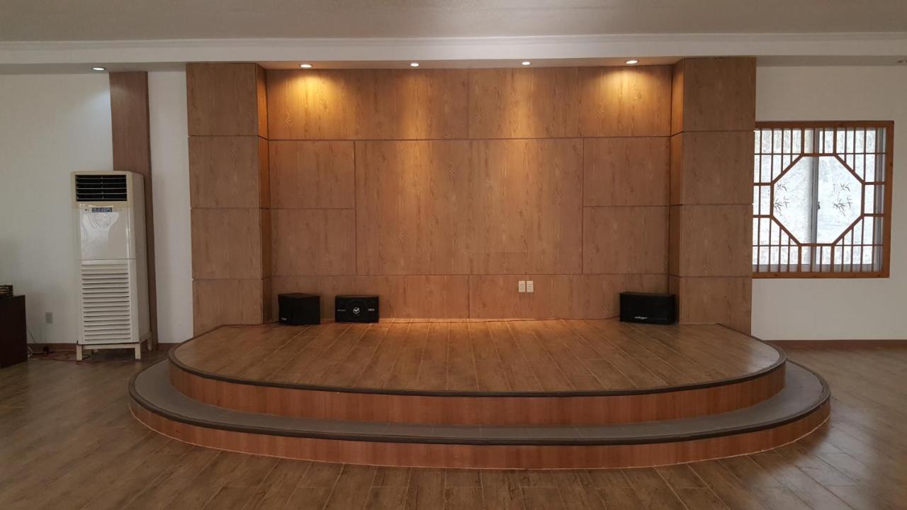 Phil Oasis Hotel & Resort Silang Zewnętrze zdjęcie