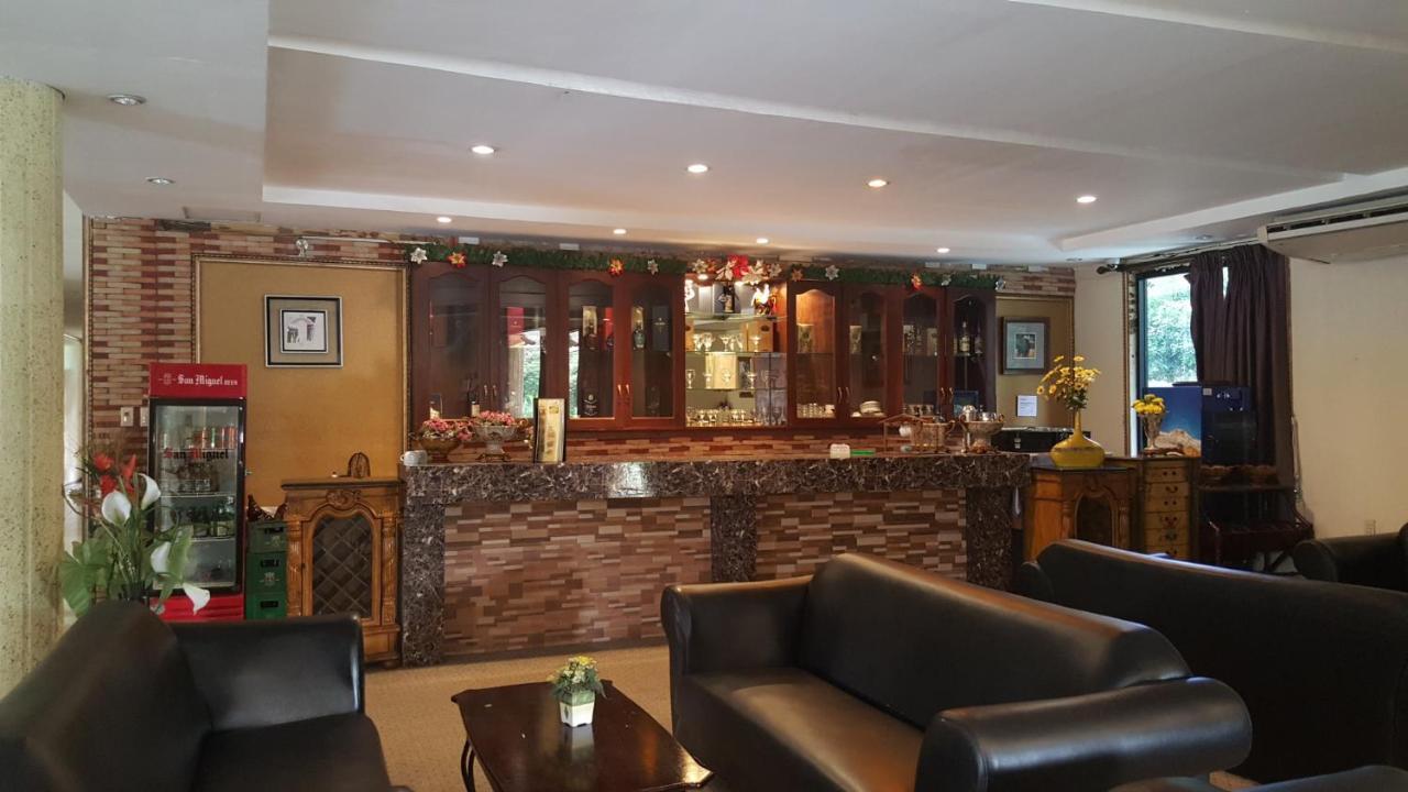 Phil Oasis Hotel & Resort Silang Zewnętrze zdjęcie