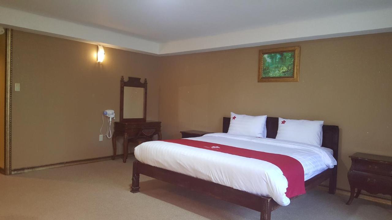 Phil Oasis Hotel & Resort Silang Zewnętrze zdjęcie