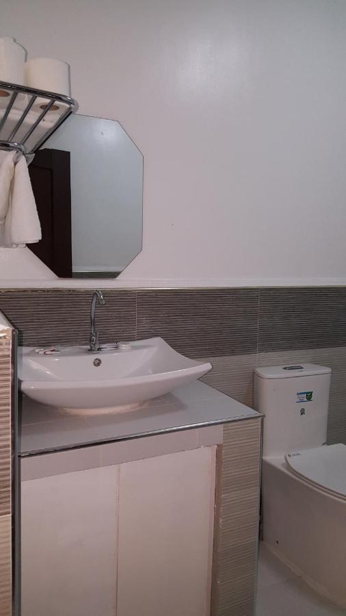 Phil Oasis Hotel & Resort Silang Zewnętrze zdjęcie